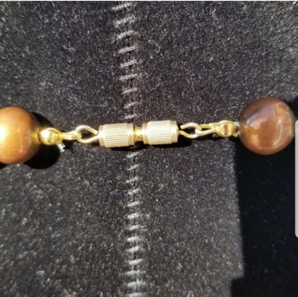 GENUINE BUTTON PEARL VINTAGE STATEMENT NECKLACE - Picture 6 of 6